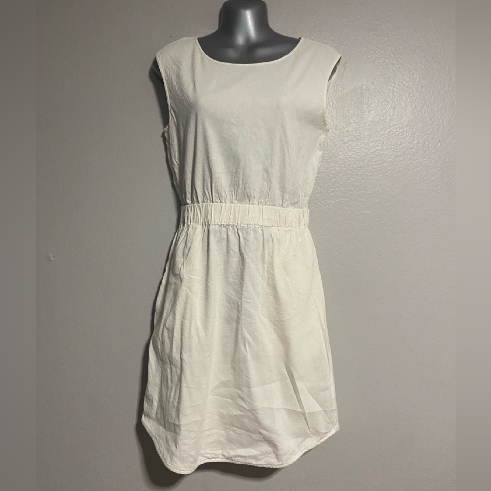 Theory Cream Sleeveless Sheath Dress